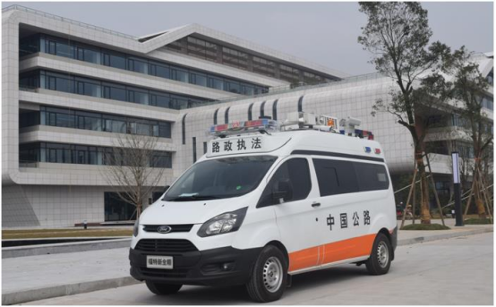 與疫情賽跑！“六合造”救護車奔赴抗疫一線